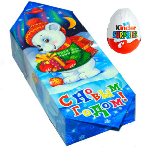 Детский новогодний подарок в картонной упаковке весом 650 грамм по цене 581 руб